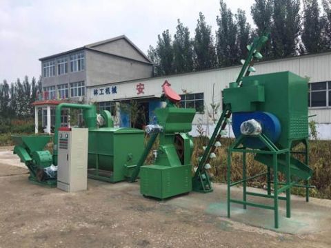 點擊查看詳細信息<br>標題:飼料顆粒機 閱讀次數:2389